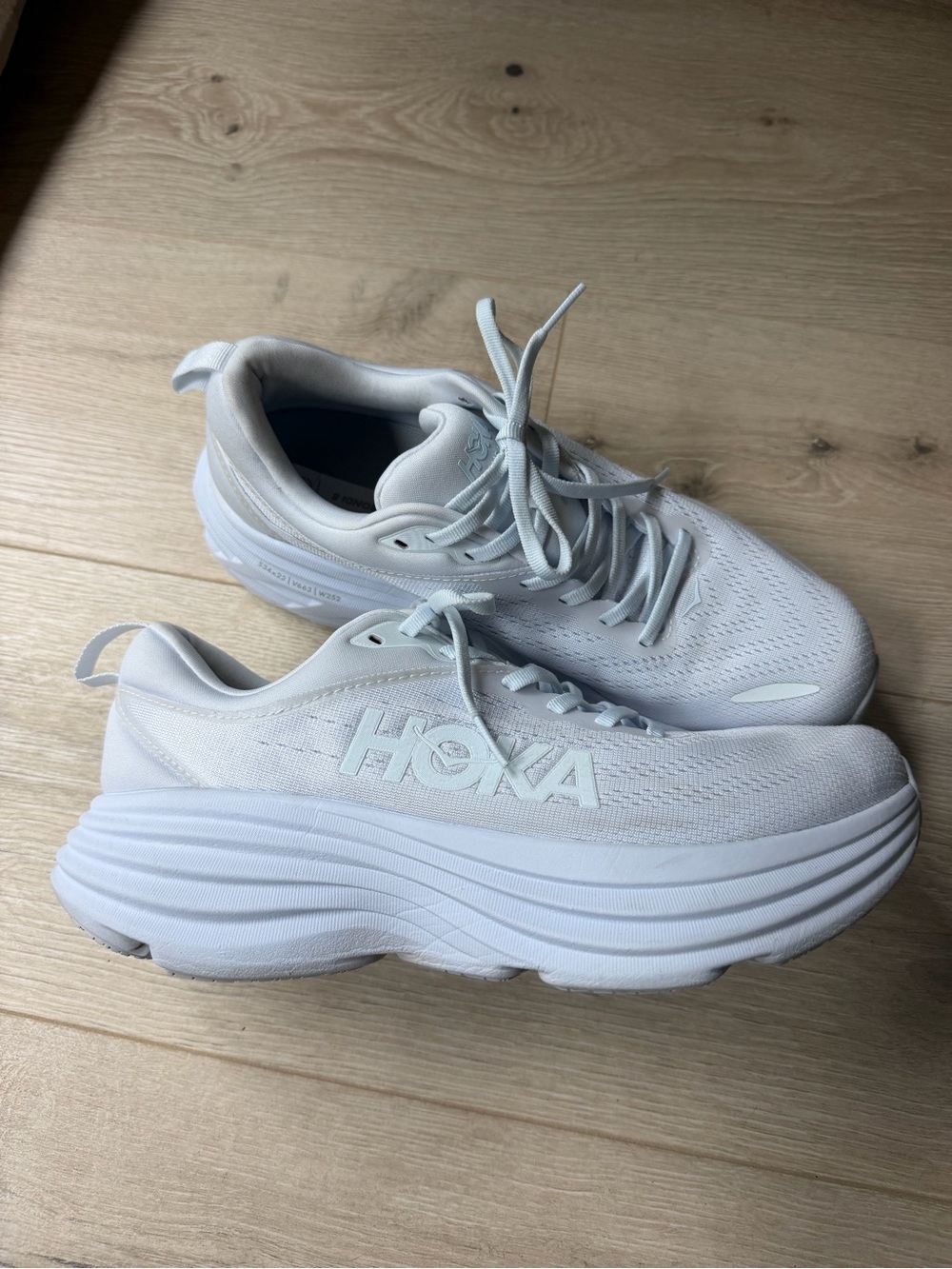 Hoka Bondi 8 running shoes, women’s size 9, white